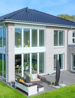 Provisionsfrei! Einzigartige Stadtvilla vor den Toren Hamburgs - Nützen