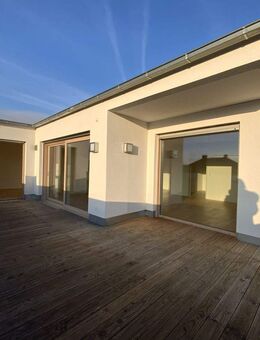 Exclusives Penthouse *Erstbezug* mit TG-Stellplatz - Gunzenhausen