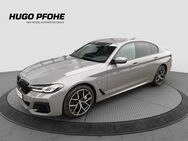 BMW 545, e xDrive M Sportpaket Adaptiv, Jahr 2022 - Schwerin