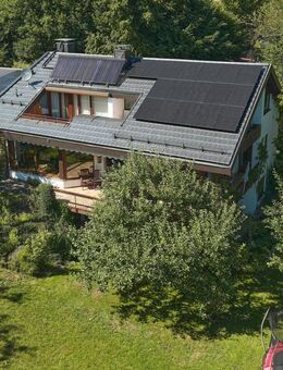 Refugium für Anspruchsvolle: Architektenvilla inkl. ELW mit modernster Technik. Energieeffizienz A+ - Tübingen