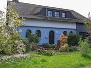 Dillingen-Diefflen: Villa mit 7 Zimmern, exkl. Ausstattung und tollem Garten in gepflegter Umgebung - Dillingen (Saar)