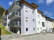 ERSTBEZUG - MERZIG, Waldstraße - Wohnung mit 2 SZ mit Balkon, Aufzug und PKW-Stellplatz! - Merzig