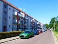Frisch renovierte 2-Raum-Wohnung mit Balkon - Magdeburg