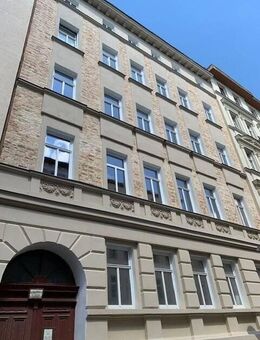 Schöne WG-geeignete 4 Zimmer Wohnung im beliebten Medizinerviertel - Halle (Saale)