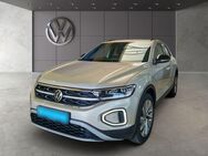 VW T-Roc, 2.0 TDI Life, Jahr 2023 - Landsberg (Lech)