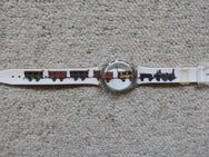 Armbanduhr Adler Dampflokomotive mit Waggons weiß bunt multicolor 33 mm - Niddatal