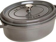 Staub Bräter Cocotte, Gusseisen (1-tlg), robust, langlebig, perfekte Hitzeverteilung, Aromaregen-Deckel