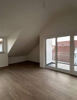2-Zimmer Neubau DG-Wohnung zu Vermieten *Erstbezug* - Gundelsheim (Baden-Württemberg)