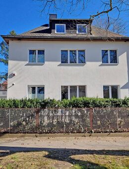 ***Große 30iger Jahre Villa in Dahlem auf gepflegtem Grundstück! Ruhig, grün, gute Infrastruktur*** - Berlin
