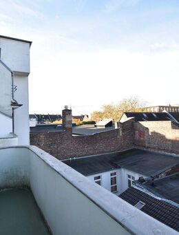 Spitzen Lage! Moderne 2-Zimmer-Wohnung mit Balkon - Düsseldorf