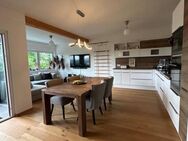Wunderschöne 3 Zimmer Wohnung mit riesigem überdachten Balkon in Deggendorf - Deggendorf
