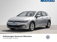 VW Golf, 2.0 TDI VIII Life Digital, Jahr 2022 - München