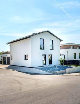 Wundervolles Einfamilienhaus sucht Familie - Energieeffizienzhaus (KfW-55) in Aach - Aach (Baden-Württemberg)