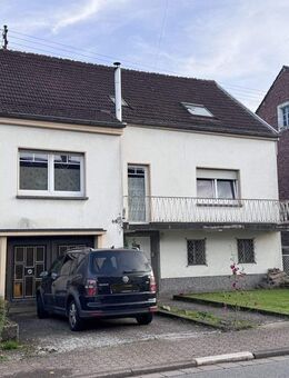 Einfamilienhaus mit 143 m² Wohnfläche, Garage und großem Grundstück - Nalbach