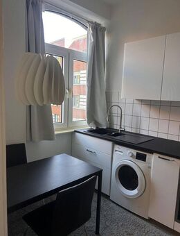 Helle 1 Zimmer Altbauwohnung Inklusive neuer Küche - Calenberger Neustadt - Hannover