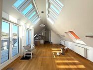 Gehobene 2-Zimmer-Studio-Wohnung mit Loggia – wie neu! - 75 m² - KfW 70 - Solar - Baujahr 2013 - Aufzug - TG-Stellplatz - Kellerabteil - Feucht