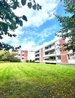 Helle, renovierte 3-Zimmer-Wohnung mit Westbalkon - Hamburg