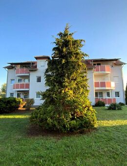 Schöne 2-Raum Eigentumswohnung in attraktiver Wohnlage mit Balkon, Carport und Keller - Sondershausen