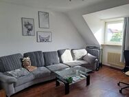 Teilmöblierte 2-Zimmer Dachgeschosswohnung gegenüber der U3 - Nürnberg