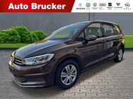 VW Touran, 1.6 TDI Trendline, Jahr 2016 - Marktredwitz