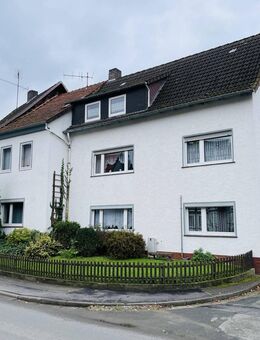 Ein- bis Zweifamilienhaus mit Doppelgarage in Trendelburg-Deisel - Trendelburg