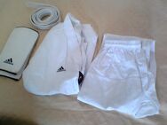 Taekwondo Kampfsport Anzug von Adidas für Körpergröße 183-186 CM gut erhalten - Meckenheim