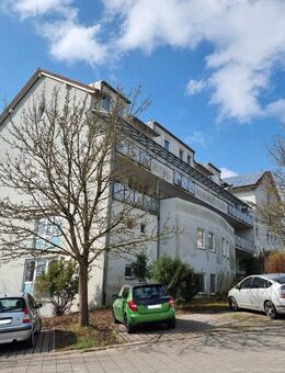 3-Zimmer-Studio-Wohnung mit zwei Balkonen & Tiefgaragenstellplatz in Öhringen zum Kauf - Öhringen