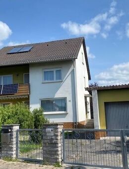Kleines Einfamilienhaus in ruhiger Lage - kurzfristig beziehbar! - Markt Bibart
