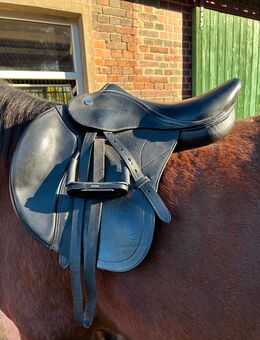 Dt-Saddlery Springsattel 17“ - Hannover Herrenhausen-Stöcken
