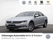 VW Passat, 1.4 TSI Limousine Highl, Jahr 2017 - Berlin