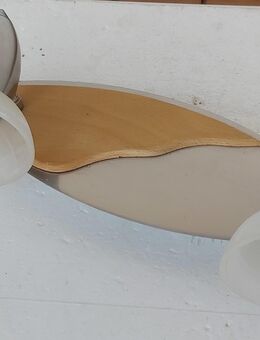 Decken- o. Wandlampe mit verstellbaren Spot-Einheiten - Simbach (Inn) Zentrum