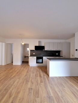 Erstbezug im Neubau: 3-Zimmer-Wohnung mit Terrasse in zentraler Lage und nachhaltigem Energiekonzept - Bayreuth