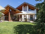 Sehr gepflegtes, charmantes Landhaus mit bezauberndem Garten in ruhiger Lage von Dießen - Dießen (Ammersee)