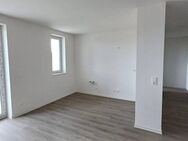 2,5 Zimmerwohnung im 1. Obergeschoss, großer Balkon - Merseburg