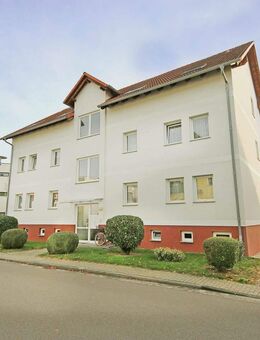 gepflegte Eigentumswohnung mit Balkon und Garage in Dessau-Ziebigk - Dessau-Roßlau