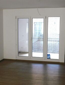 Rarität: modern Wohnen in historischem Gebäude, Aufzug, Loggia, Fußgängerzone... - Mosbach