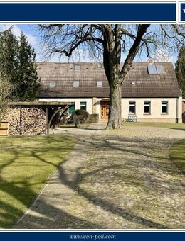 Gepflegtes Bauernhaus samt Einliegerwohnung und Nebengelass, mit Blick ins Grüne - Ganzlin