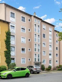 Sonnige 3-Zimmer-Mietwohnung mit Aussicht, Balkon, Aufzug und Stellplatz am Rebühl - Weiden (Oberpfalz)