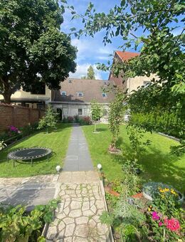 Jetzt in die eigenen vier Wände ziehen - Reihenhaus mit 5 Zimmern und Garten in Klötzes Innenstadt! - Klötze