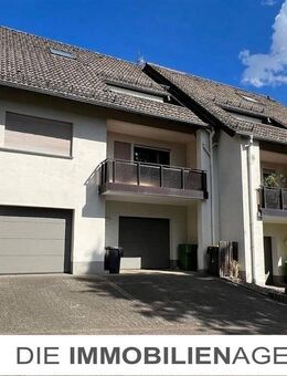 Schöne 4-Zimmer Eigentumswohnung mit großer Garage - Meinerzhagen