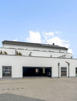 Sofort frei: Neuwertige 2-Zimmer-Wohnung mit großer Dachterrasse in Burglengenfeld - Burglengenfeld
