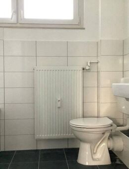 Helle und weitläufige 3-Zimmer-Wohnung mit Balkon - Bielefeld