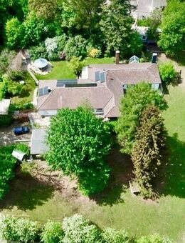 SUPER Bungalow * Schwimmhalle * Wärmepumpe * 3-fach Verglasung * isolierter Fassade * uvm.. - Mossautal
