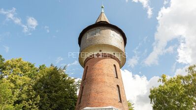 + Wohnen und Arbeiten im Wasserturm Pinneberg +