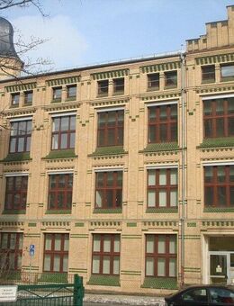 Denkmal Wohn-und Geschäftshaus A- Lage in Halle zur Entwicklung oder saniert schlüsselfertig kaufen - Halle (Saale)