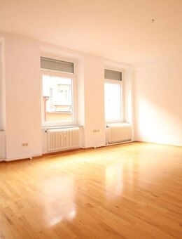 Exklusive 3-Zimmer-Hochparterre-Wohnung in Nürnberg Lichtenhof - Nürnberg