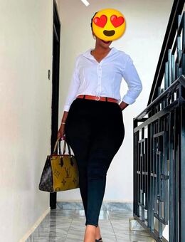 Junge sportlich Dame mit gute Figur sucht echte & Große liebe. Einen Mann ( 40-47) wo bist du my luv ❤️? - Neu Ulm Zentrum