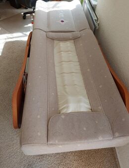 Massageliege von Bio Master mit Wärme und Nieder-Frequenzwellenn - Grünberg