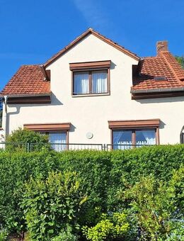 Einfamilienhaus mit separatem Wohnbungalow zur sofortigen Nutzung im Erfurter Südwesten - Erfurt