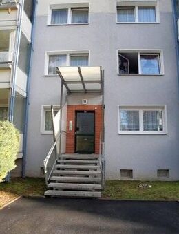 Tolle 3-Raumwohnung mit Balkon, Badewanne und wunderschönem Ausblick - Eisleben (Lutherstadt)
